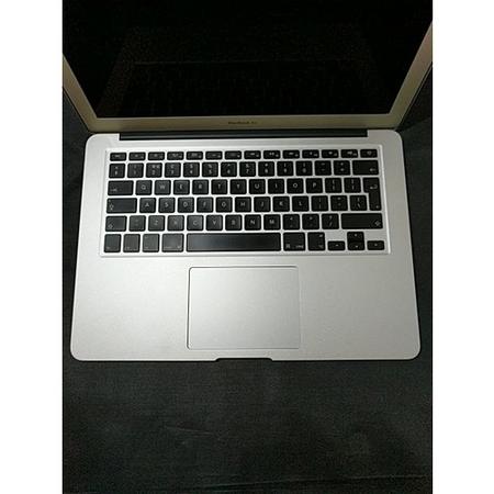 Refurbished Apple MacBook Air A1466 Core i7-3667U 8GB 500GB 13 Inch Laptop - 2017