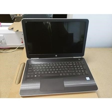 Refurbished HP Pavilion Notebook Core i5-7200U 16GB 256GB 15.6