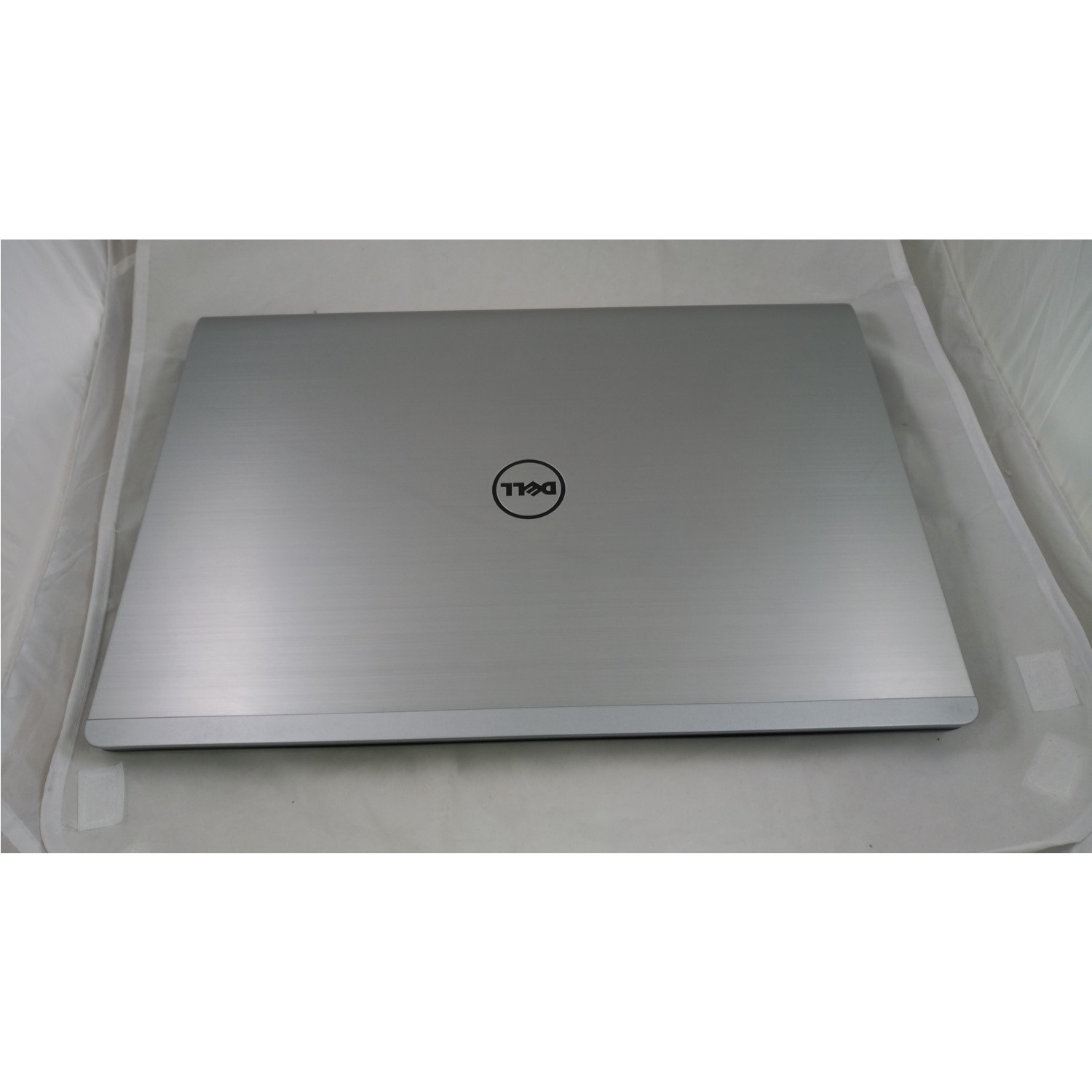 Refurbished Dell Inspiron 5749 Core i7 5500U 8GB 1TB DVD-RW 17.3 