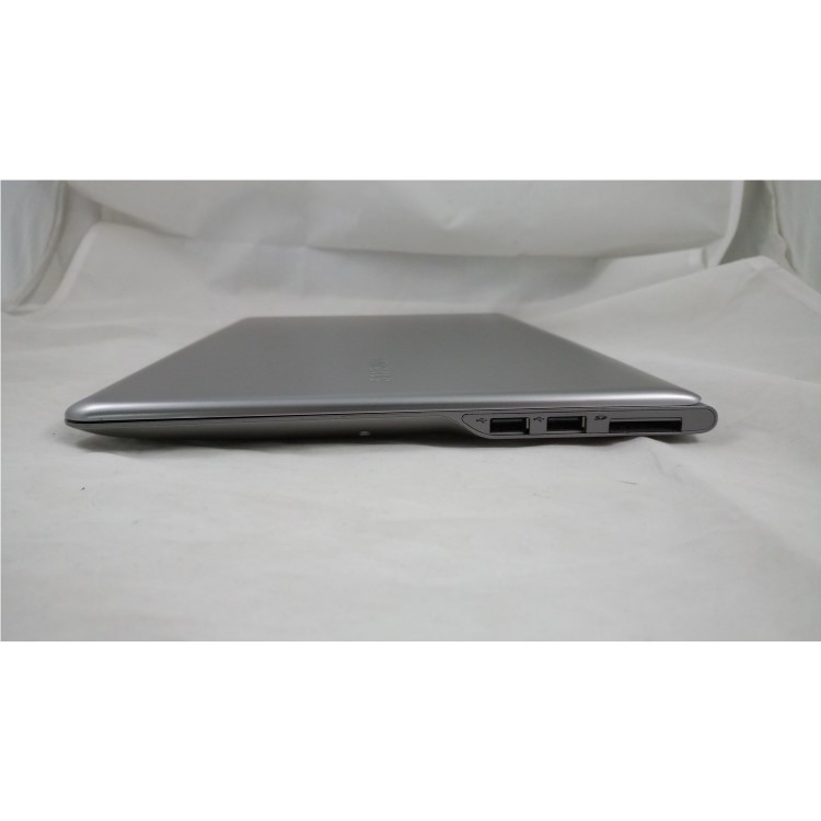 Refurbished Samsung NP535U3C AMD A6 4455M 6GB 500GB 14 Inch Window 10 Laptop