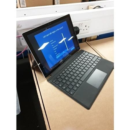 Refurbished Microsoft Surface Pro 4 Core i5-6300U 4GB 128GB 12.5 Inch Windows 10 Laptop