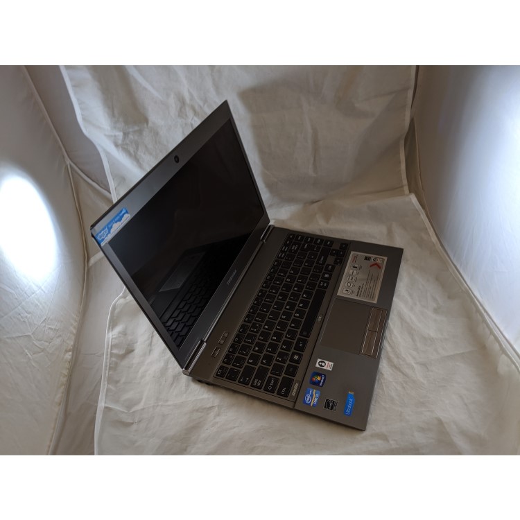Refurbished Toshiba Satellite Z830-10U Core i5 2467M 6GB 128GB 14 Inch Windows 10 Laptop