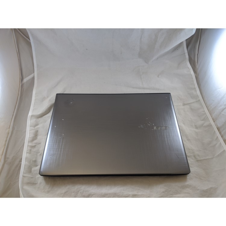 Refurbished Acer Aspire E5-475 Core i3 6006U 8GB 1TB 14 Inch Windows 10 Laptop