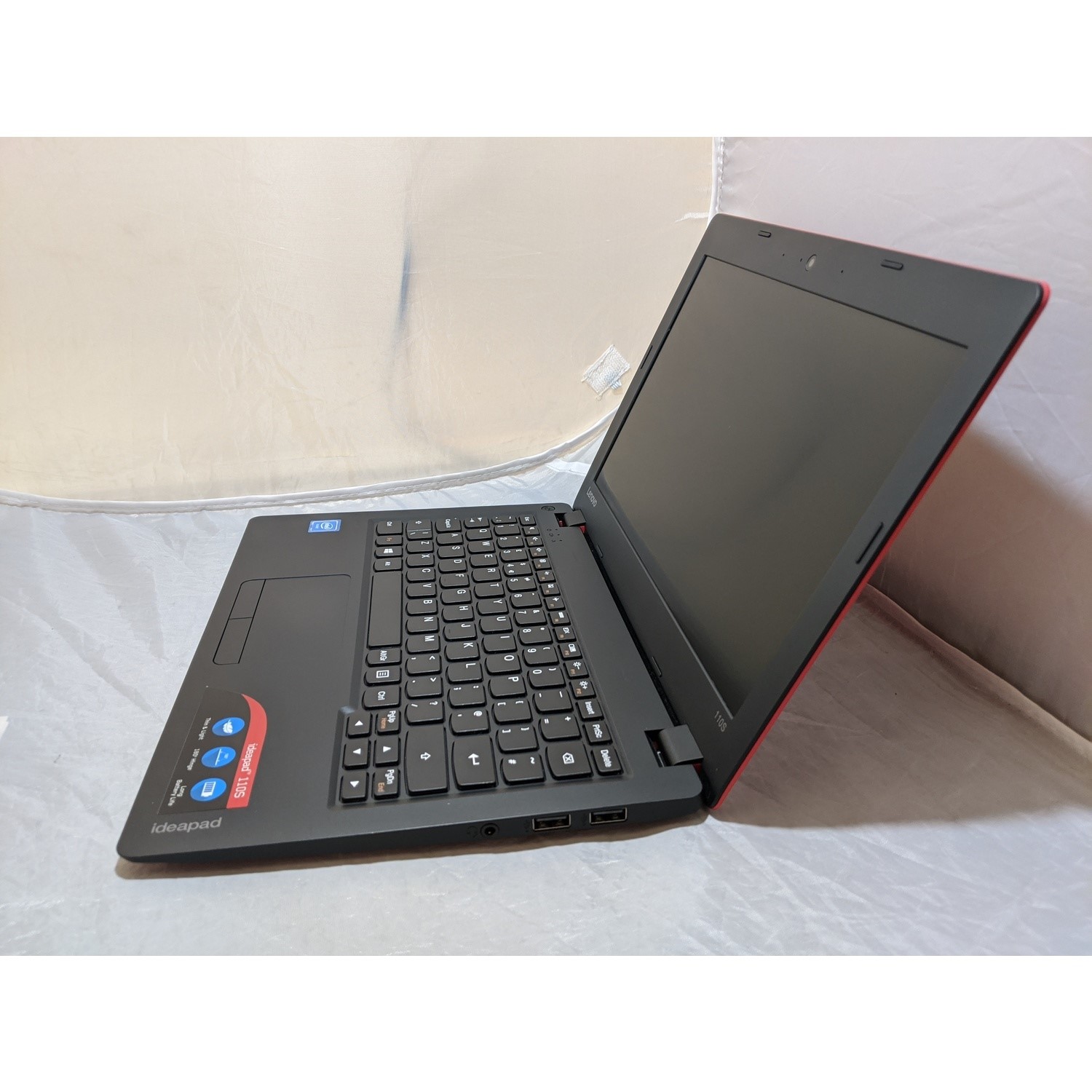 Refubished LENOVO IDEAPAD 110S-11IBR Celeron N3160 1.60 GHz 2GB