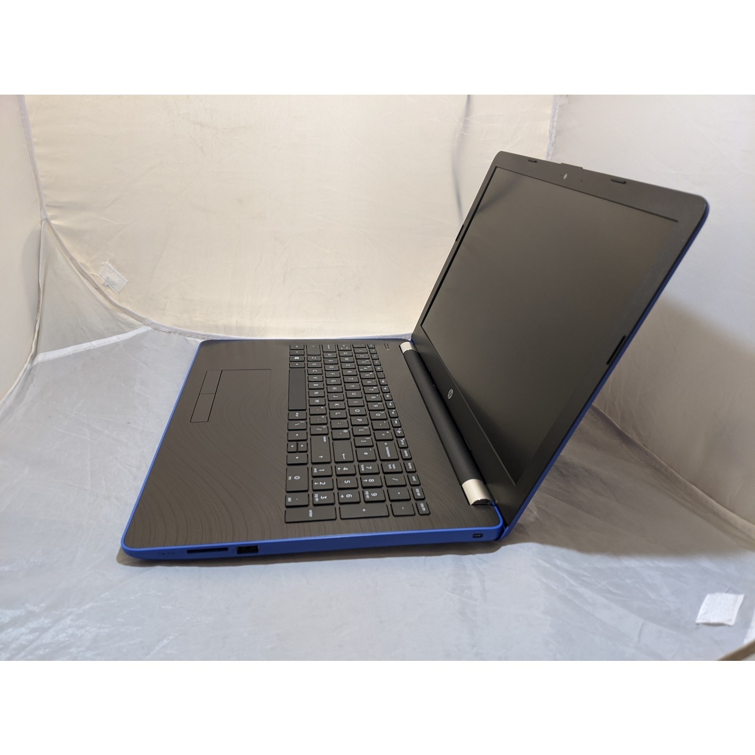 hp laptop 15-bw0xx ノートパソコン　Windows10 HP 15-bw000 Laptop PC ソフトウェアおよびドライバのダウンロード