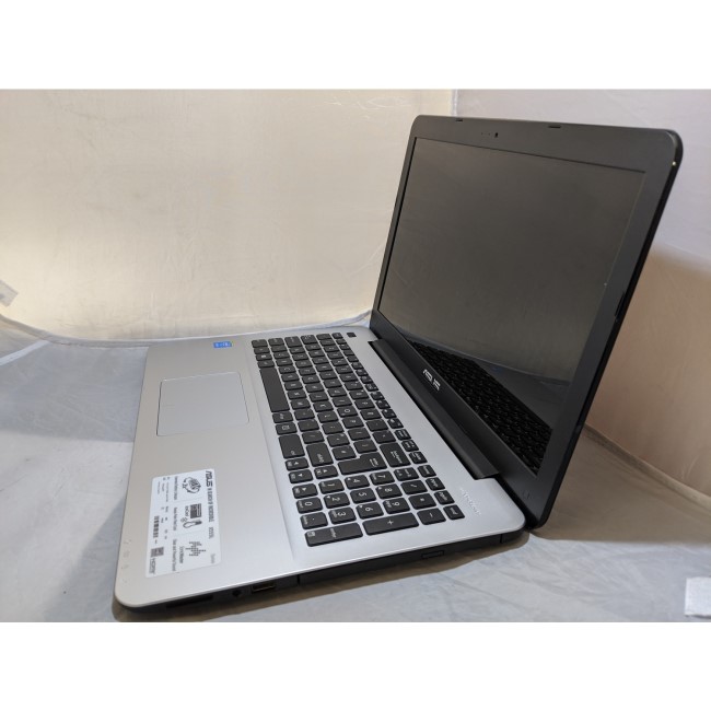 Refubished ASUS X555LAB Core i5-5200U 2.20 GHz 4GB 1TB DVD/RW 15.6 Inch Windows 10 Laptop