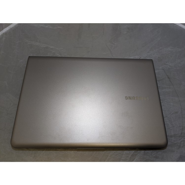 Refurbished Samsung Notebook NP530U3C Core i5 3317 12GB 500GB 12 Inch Windows 10 Laptop
