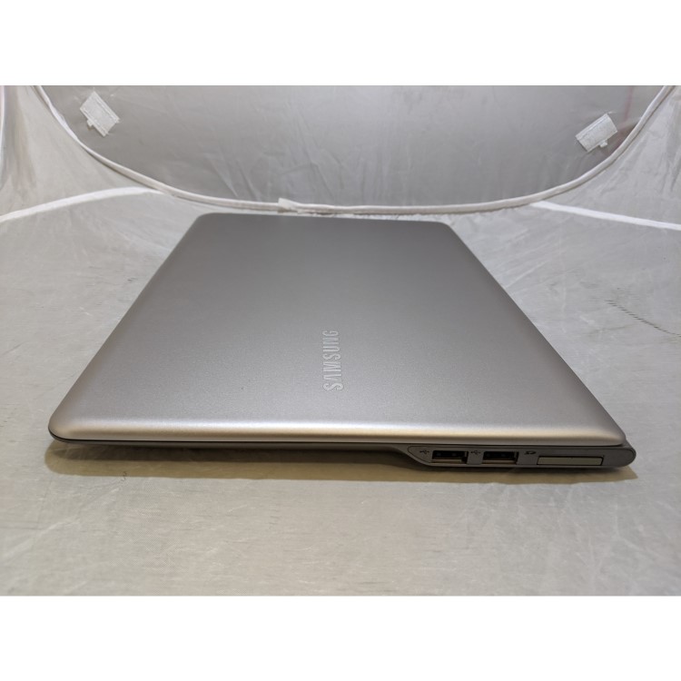 Refurbished Samsung Notebook NP530U3C Core i5 3317 12GB 500GB 12 Inch Windows 10 Laptop