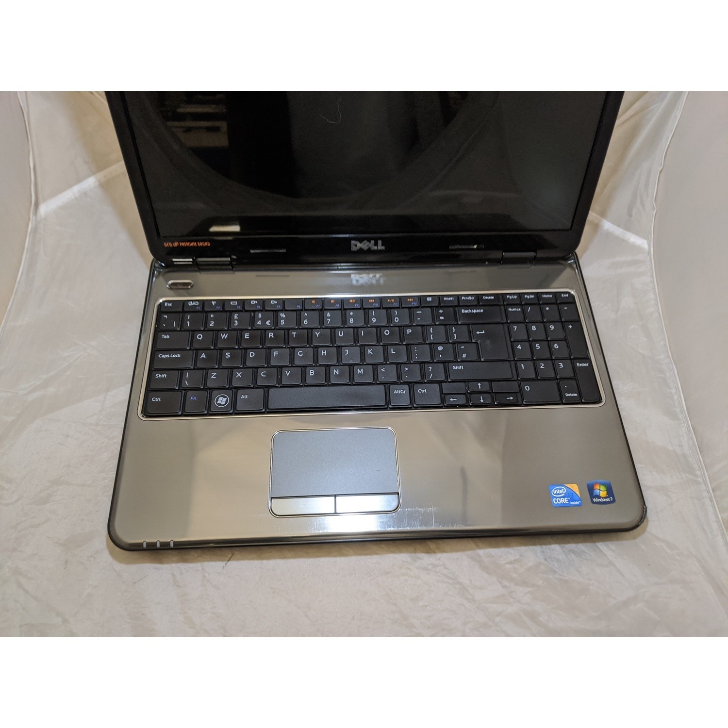 Refubished DELL INSPIRON N5010 Core i3 M 370 2.40 GHz 3GB 250GB