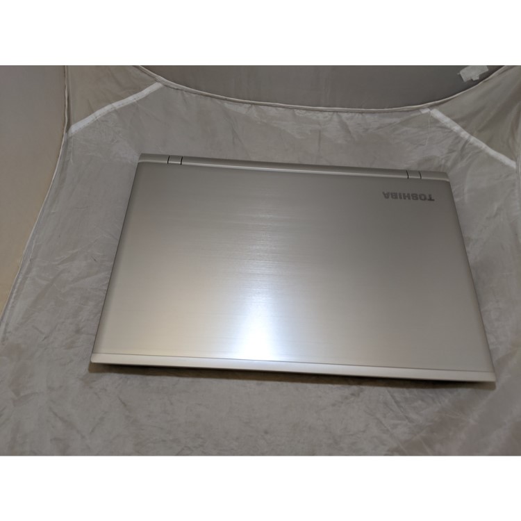 Refubished TOSHIBA SATELLITE P50D-C AMD A10-8700P RADEON R6 10 COMPUTE CORES 4C+6G 8GB 1TB DVD/RW 15.6 Inch Windows 10 Laptop