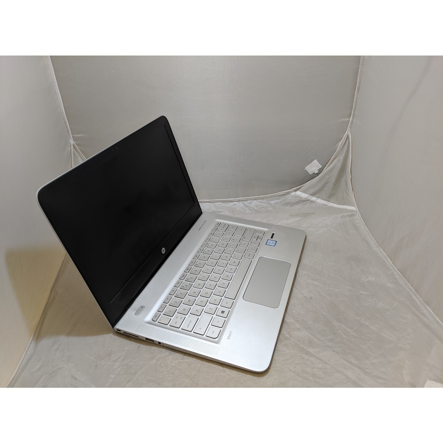 Refurbished Hp 13 D008na Core I5 60u 8gb 256gb 13 3 Inch Windows 10 Laptop Buyitdirect Ie