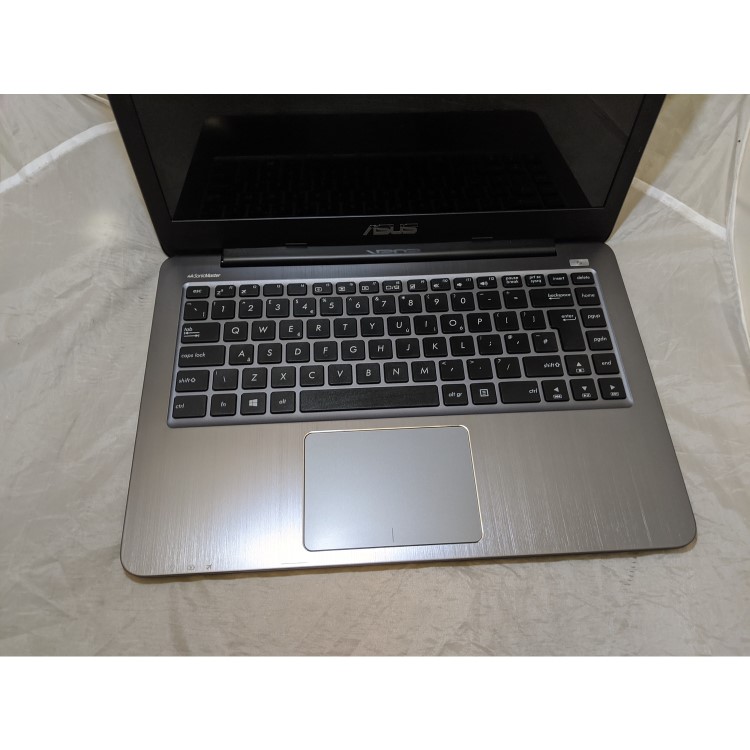 Refurbished ASUS E403SA Intel Pentium N3700  2GB 32GB 14 Inch Windows 10 Laptop