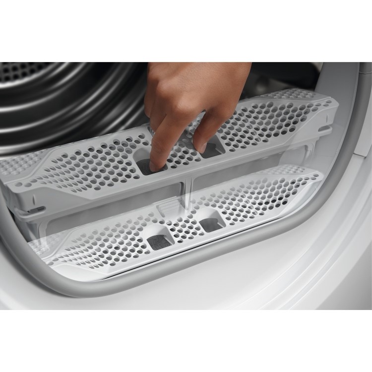 AEG 7000 Series SensiDry® 8kg Heat Pump Tumble Dryer - White