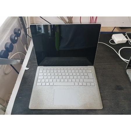 Refurbished Microsoft Surface 2 Core i5-8350U 8GB 256GB 13.5 Inch Windows 10 Laptop