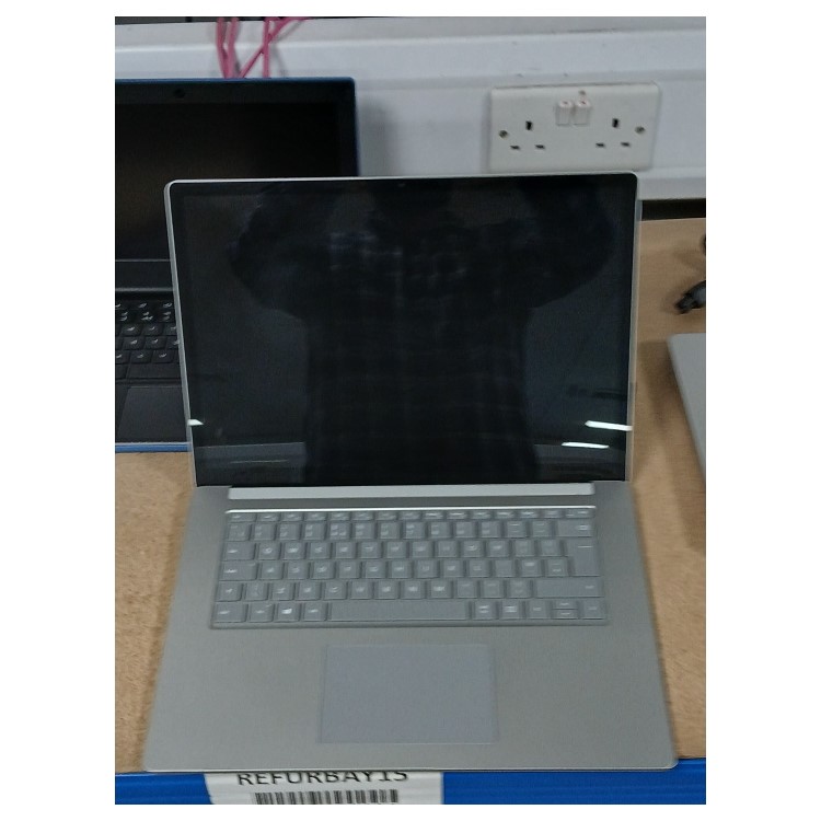 Refurbished Microsoft Surface 3 AMD Ryzen 5 8GB RAM 128GB SSD 15 Inch Windows 10 Laptop