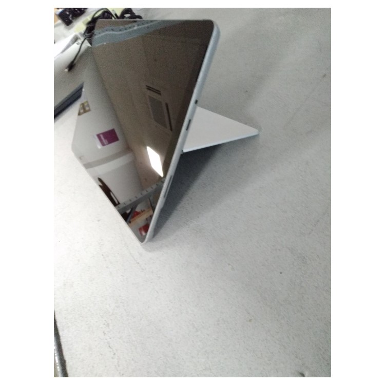Refurbished Microsoft Surface Go 2 Intel Pentium 4425Y 8GB RAM 128GB SSD 10.5 Inch Windows 10 Laptop