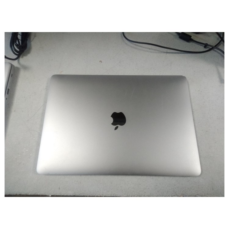 Refurbished Apple MacBook Pro 14 13 Inch Silver i7 16GB RAM 256GB SSD - 2017