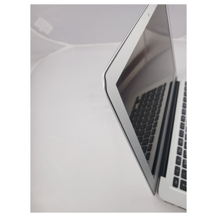 Refurbished Apple MacBook Air 7 13 Inch Core i5 8GB RAM 128GB SSD 2017 - Aluminum