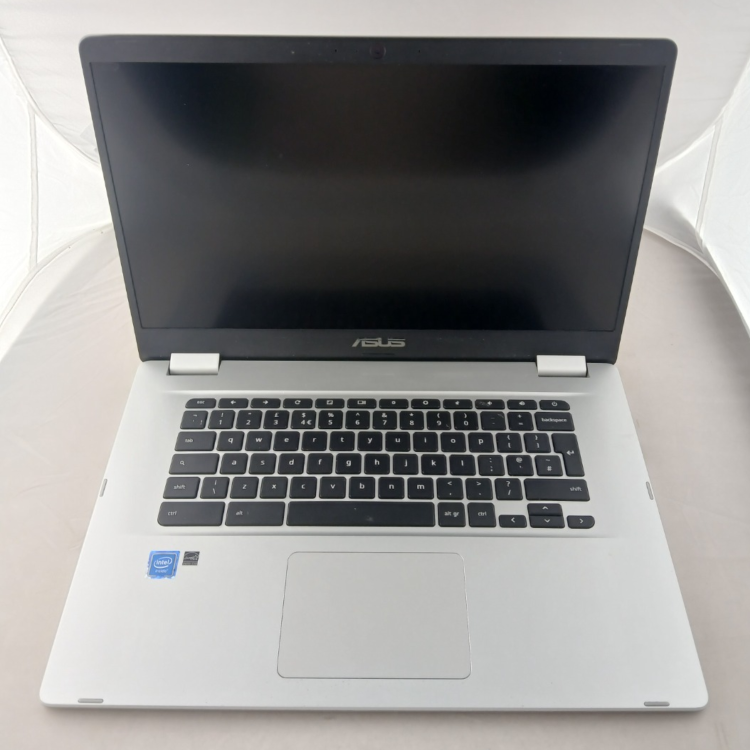 Refurbished ASUS C523 Intel Celeron N3350 4GB RAM 64GB SSD 15.6 Inch Chromebook