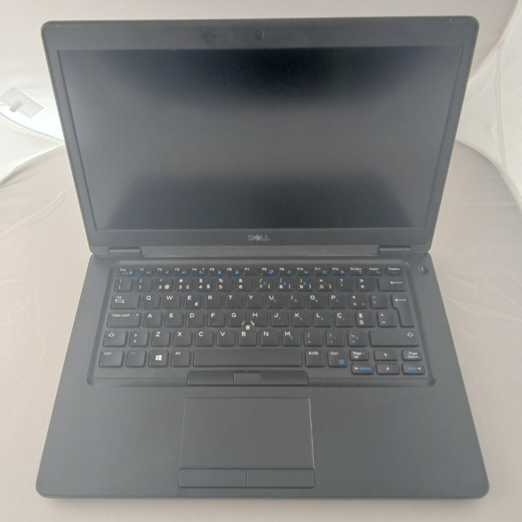 Refurbished Dell Latitude 5490 Core i5-8250U 16GB RAM 256GB SSD 14 Inch Windows 11 Home Laptop