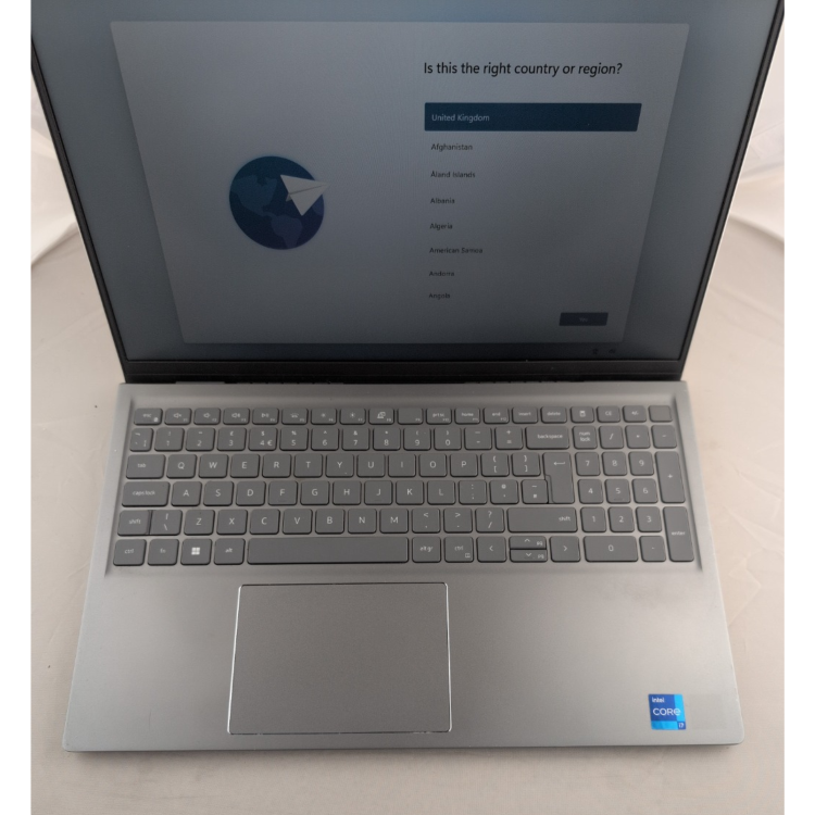 Refurbished Dell Inspiron 15 5510 Core i7-11390H 8GB RAM 512GB SSD 15.6 Inch Windows 11 Home Laptop