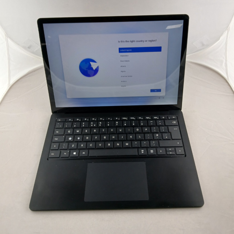 Refurbished Microsoft Surface 4 Core i5-1135G7 8GB RAM 512GB SSD 13.5 Inch Windows 11 Home Laptop