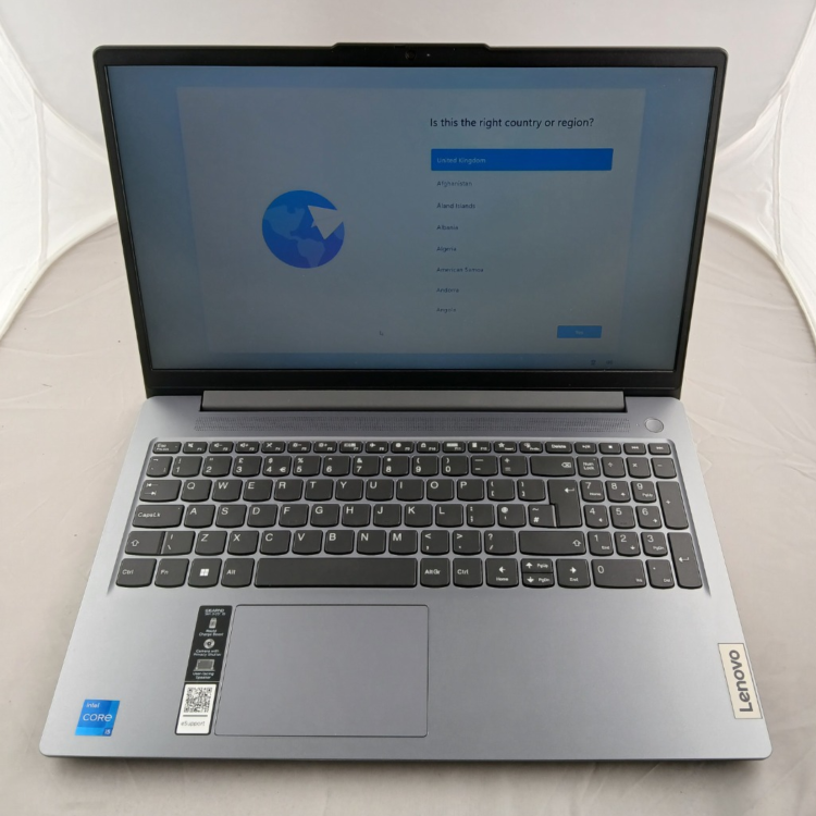 Refurbished Lenovo IdeaPad Slim 3 15IAH8 Core i5-12450H 16GB RAM 512GB SSD 15.6 Inch Windows 11 Home Laptop