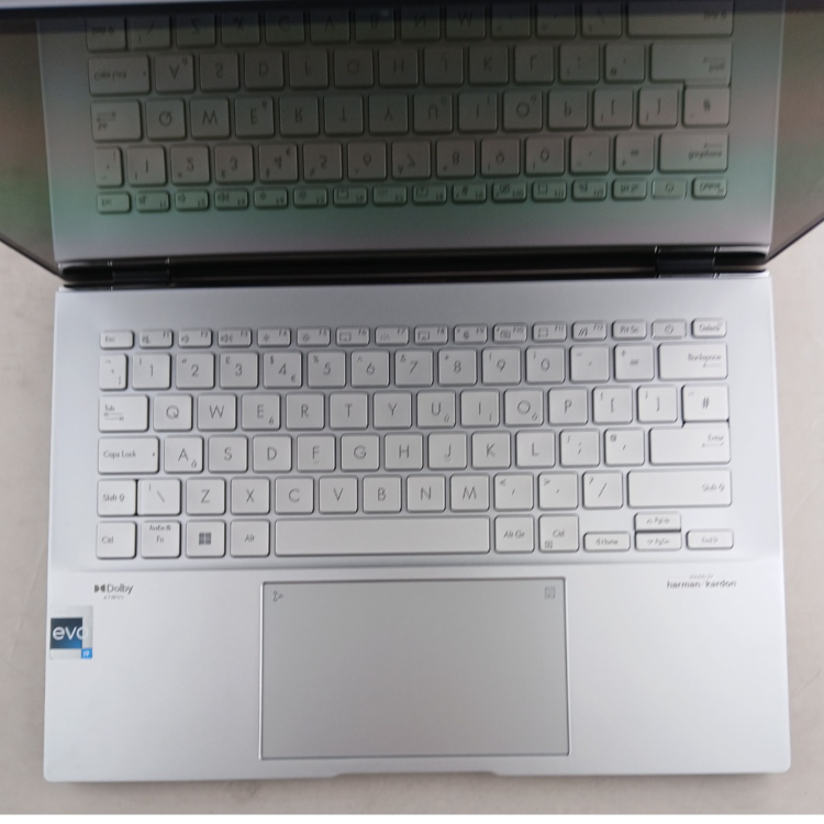 Refurbished Asus Zenbook 14 Core i9 13th gen 16GB RAM 1TB SSD 14 Inch Windows 11 Laptop