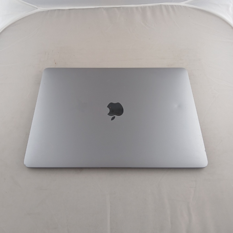 Refurbished Apple Macbook Air 13 Inch Core i3 8GB RAM 256GB SSD