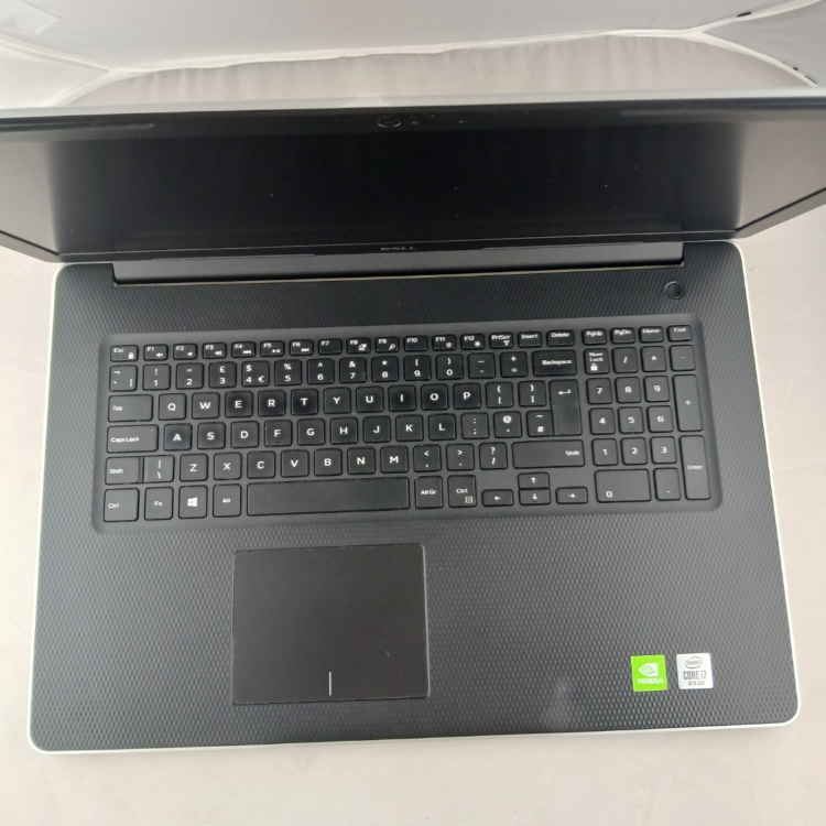 Refurbished Dell Inspiron 3793 Core i7-1065G7 8GB RAM 128GB SSD 17.3 Inch Windows 11 Home Laptop