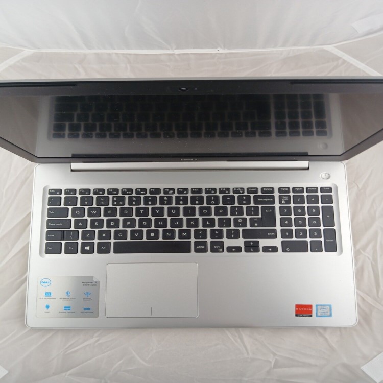 Refurbished Dell Inspiron 5570 Core i5-8250U 8GB RAM 256GB SSD 15.3 Inch Windows 11 Home Laptop