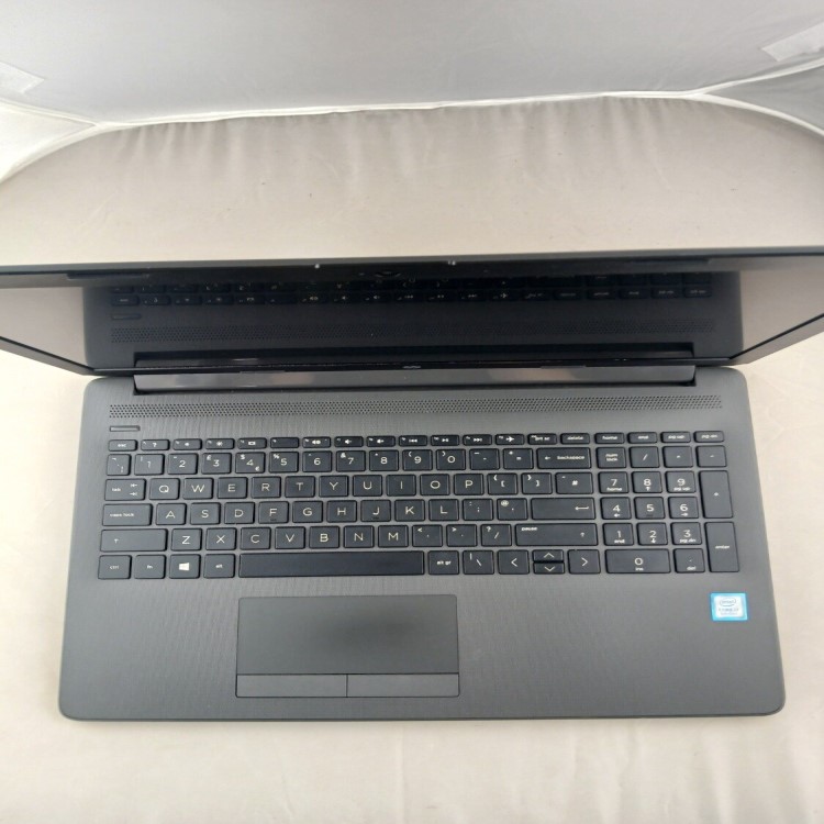 Refurbished HP 250 G7 Core i7-8565U 8GB RAM 256GB SSD 15.6 Inch Windows 11 Home Laptop