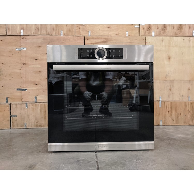 Refurbished Bosch Serie 8 HBG674BS1B 60cm Single Built In Electric Oven