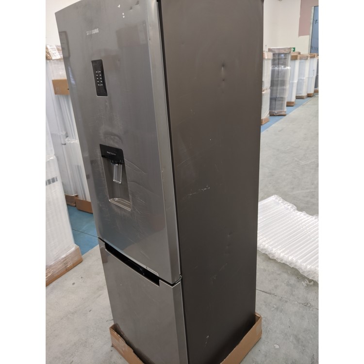 Refurbished Samsung RB31FDRNDSA Freestanding 338 Litre 70/30 Frost Free Fridge Freezer