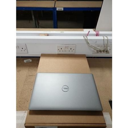 Refurbished Dell Latitude 5520 Core i5-1135G7 32GB 256GB 15.6 Inch Windows 10 Laptop