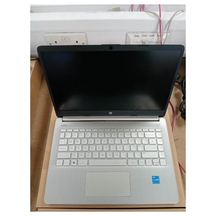 Refurbished HP 14S-DQ2XXX Core i3-1115G4 4GB RAM 128GB SSD 14 Inch Windows 10 Laptop