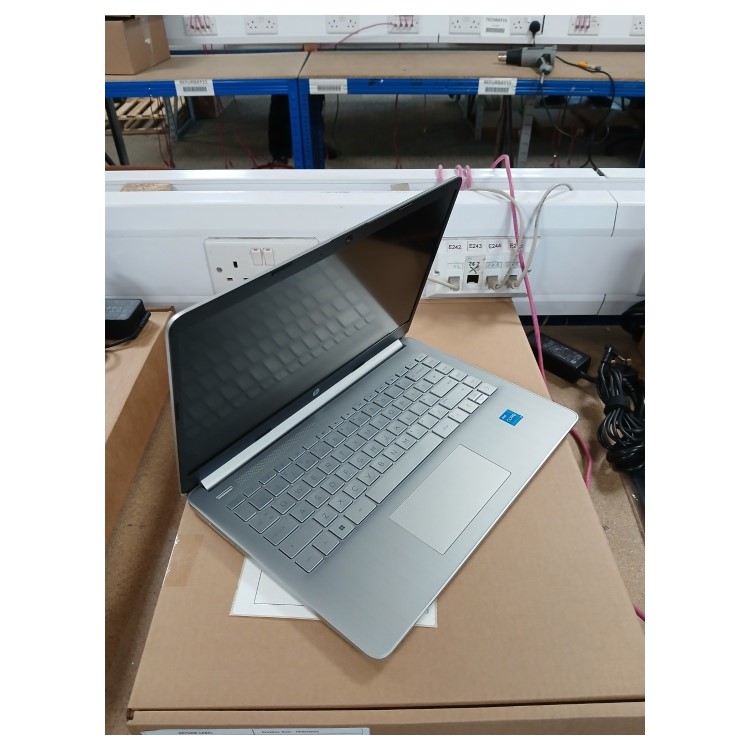 Refurbished HP 14S-DQ2XXX Core i3-1115G4 4GB RAM 128GB SSD 14 Inch Windows 10 Laptop