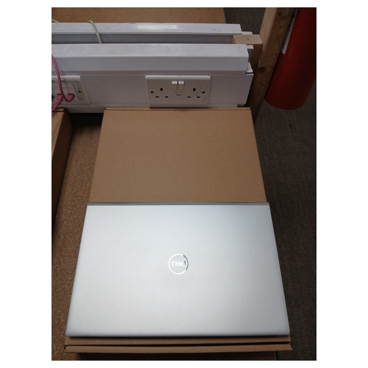Refurbished Dell Inspiron 5505 AMD Ryzen 7 4700U 8GB RAM 512GB SSD 15.6 Inch Windows 10 Laptop
