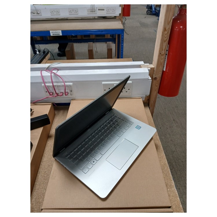 Refurbished HP Pavilion Core i3-7100U 8GB RAM 128GB SSD 14 Inch Windows 10 Laptop