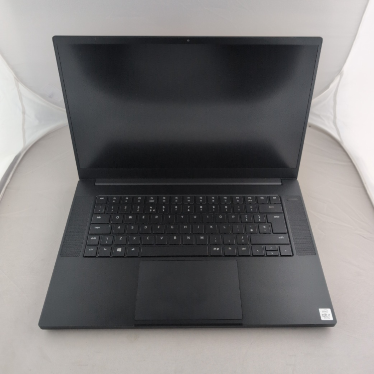 Refurbished Razer Blade 15 RZ09-0328 Core i7-10750H 16GB RAM 512GB SSD 15.6 Inch Windows 11 Home Gaming Laptop