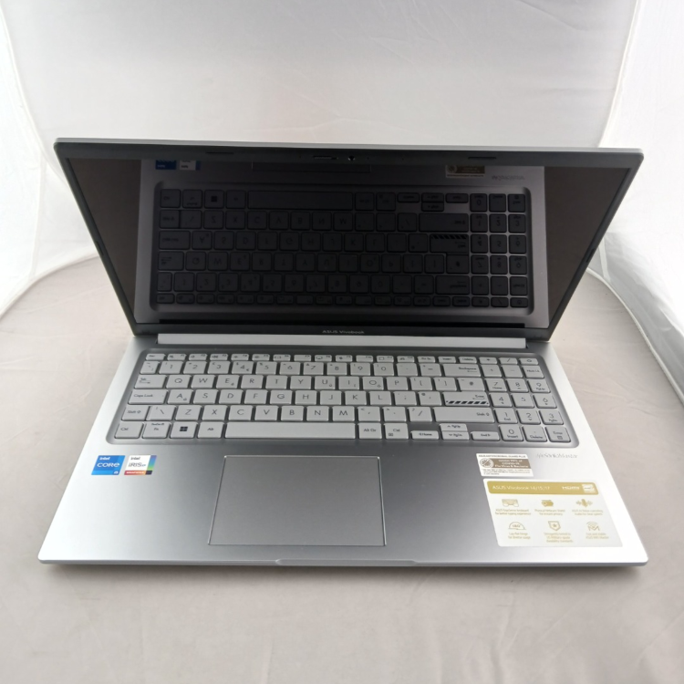 Refurbished ASUS Vivobook X1504VA Core i5 16GB RAM 512GB SSD 15 Inch Windows 11 Home Laptop