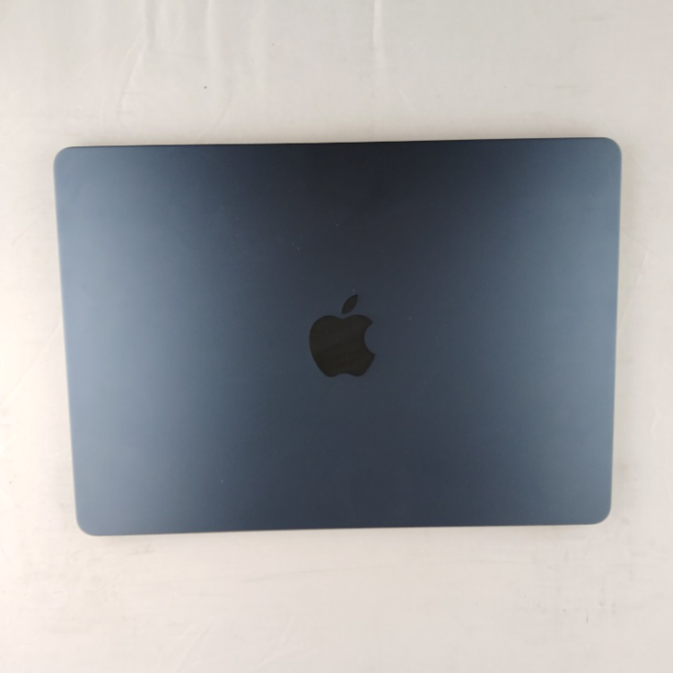 Refurbished Apple Macbook Air 13 Inch M2 8GB RAM 256GB SSD 2022