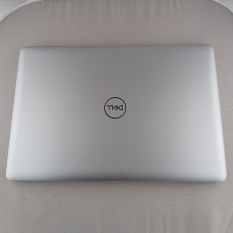 Refurbished Dell Inspiron 5770 Core i5-8250U 8GB RAM 1TB HDD 17.3 Inch Windows 11 Home Laptop
