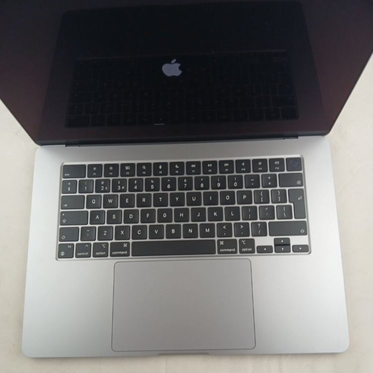 Refurbished Apple Macbook Air 15 Inch M2 8GB RAM 256GB SSD 2023 macOS Sequoia
