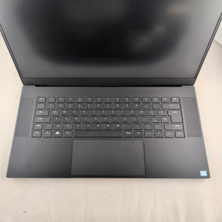 Refurbished Razer Blade RZ09-02386W92 Core i7-8750H 16GB RAM 512GB SSD GTX 1070 15.6 Inch Windows 11 Home Gaming Laptop