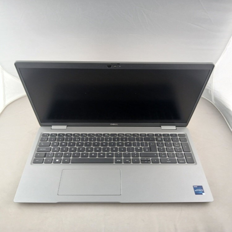 Refurbished Dell Latitude 5530 Core i7-1265U 16GB RAM 512GB SSD 15.6 Inch Windows 11 Home Laptop