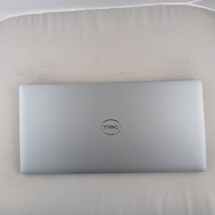 Refurbished Dell Latitude 5530 Core i7-1265U 16GB RAM 512GB SSD 15.6 Inch Windows 11 Home Laptop