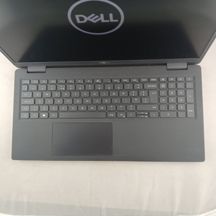 Refurbished Dell Latitude 3520 Core i5-1135G7 8GB RAM 128GB SSD 15.6 Inch Windows 11 Home Laptop
