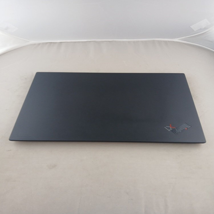 Refurbished Lenovo ThinkPad X1 Carbon Gen 8 Core i7-10510U 16GB RAM 1TB SSD 14 Inch Windows 11 Home Laptop