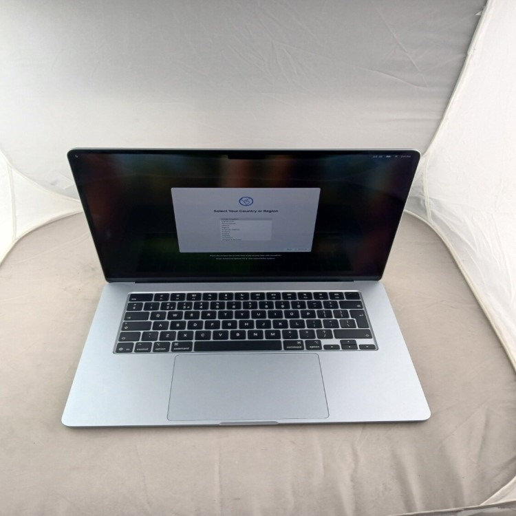Refurbished Apple MacBook Air 15 Inch M4 16GB RAM 256GB SSD 2025 macOS Sequoia